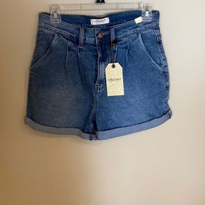 NWT Vibrant Jean Shorts